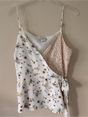 Paper Crane Floral V-neck Peplum Wrap Blouse - Size Small